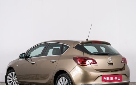 Opel Astra J, 2014 год, 1 099 000 рублей, 3 фотография