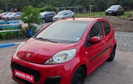 Peugeot 107 I рестайлинг, 2012 год, 620 000 рублей, 1 фотография