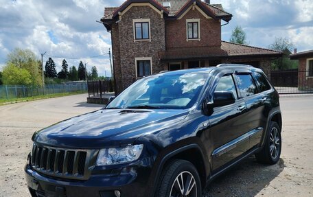 Jeep Grand Cherokee, 2011 год, 2 100 000 рублей, 1 фотография
