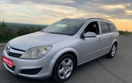 Opel Astra H, 2007 год, 720 000 рублей, 1 фотография