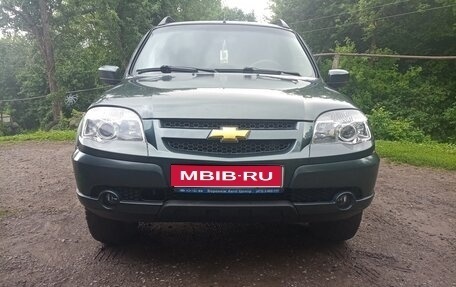 Chevrolet Niva I рестайлинг, 2013 год, 600 000 рублей, 1 фотография