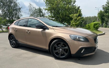 Volvo V40 Cross Country I, 2013 год, 1 000 000 рублей, 1 фотография