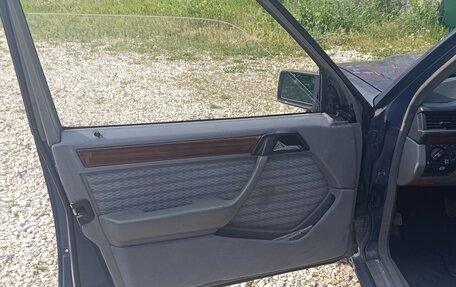 Mercedes-Benz E-Класс, 1995 год, 350 000 рублей, 7 фотография