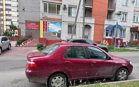 Fiat Albea I рестайлинг, 2008 год, 255 000 рублей, 2 фотография