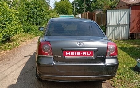 Toyota Avensis III рестайлинг, 2006 год, 555 000 рублей, 4 фотография