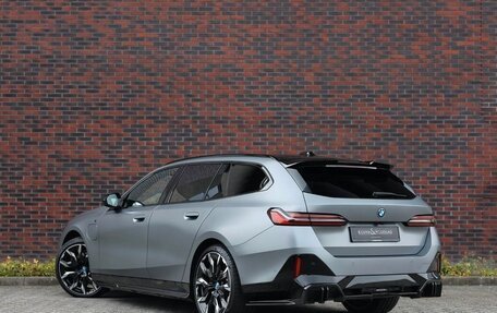 BMW 5 серия, 2024 год, 10 820 000 рублей, 3 фотография
