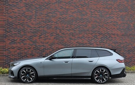 BMW 5 серия, 2024 год, 10 820 000 рублей, 6 фотография