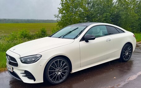 Mercedes-Benz E-Класс, 2021 год, 6 600 000 рублей, 3 фотография