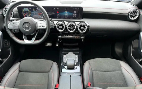 Mercedes-Benz CLA, 2022 год, 3 050 002 рублей, 10 фотография