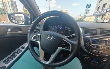 Hyundai Solaris II рестайлинг, 2016 год, 850 000 рублей, 10 фотография