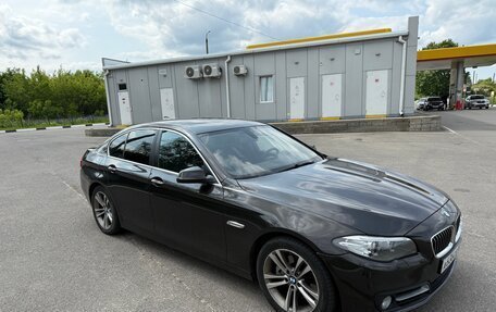 BMW 5 серия, 2013 год, 1 800 000 рублей, 2 фотография