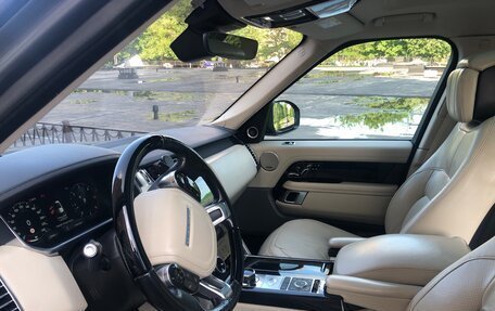Land Rover Range Rover IV рестайлинг, 2018 год, 6 350 000 рублей, 5 фотография