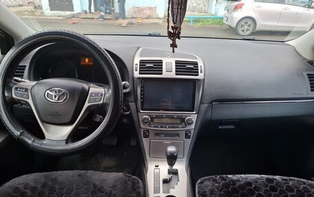 Toyota Avensis III рестайлинг, 2011 год, 1 050 000 рублей, 3 фотография