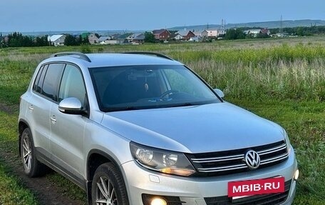 Volkswagen Tiguan I, 2014 год, 1 370 000 рублей, 2 фотография