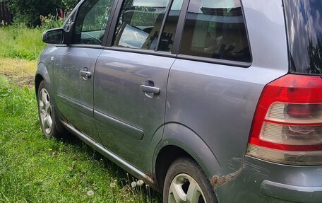 Opel Zafira B, 2008 год, 600 000 рублей, 4 фотография