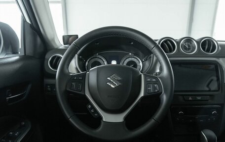 Suzuki Vitara II рестайлинг, 2022 год, 2 484 000 рублей, 9 фотография