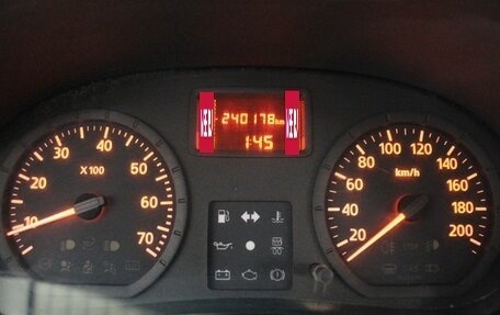 Renault Logan I, 2010 год, 290 000 рублей, 11 фотография