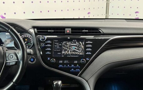 Toyota Camry, 2020 год, 2 640 000 рублей, 11 фотография