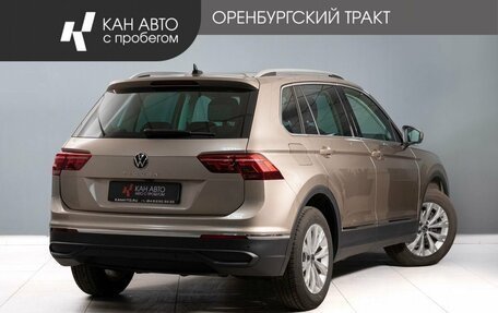 Volkswagen Tiguan II, 2021 год, 2 850 000 рублей, 3 фотография