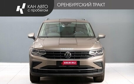 Volkswagen Tiguan II, 2021 год, 2 850 000 рублей, 2 фотография
