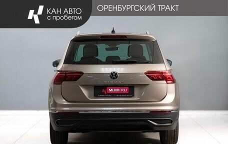 Volkswagen Tiguan II, 2021 год, 2 850 000 рублей, 4 фотография