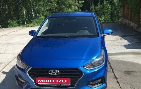 Hyundai Solaris II рестайлинг, 2019 год, 1 700 000 рублей, 3 фотография