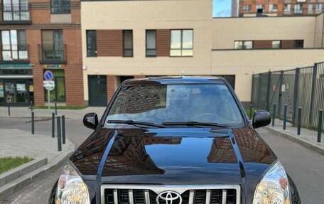 Toyota Land Cruiser Prado 120 рестайлинг, 2006 год, 1 700 000 рублей, 3 фотография