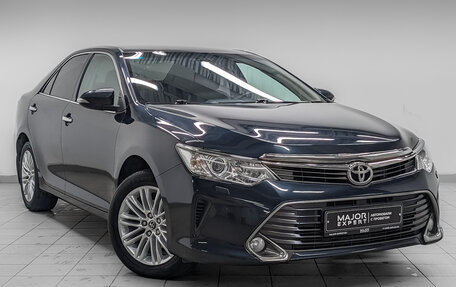Toyota Camry, 2015 год, 2 170 000 рублей, 3 фотография