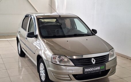 Renault Logan I, 2010 год, 650 000 рублей, 3 фотография