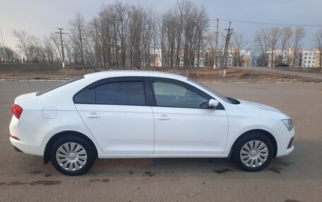 Skoda Rapid II, 2021 год, 1 390 000 рублей, 2 фотография
