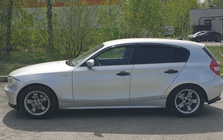 BMW 1 серия, 2005 год, 600 000 рублей, 3 фотография