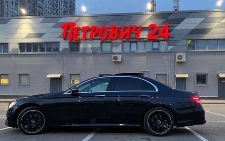 Mercedes-Benz E-Класс, 2019 год, 3 550 000 рублей, 3 фотография