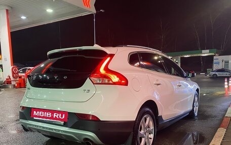Volvo V40 Cross Country I, 2017 год, 1 950 000 рублей, 3 фотография