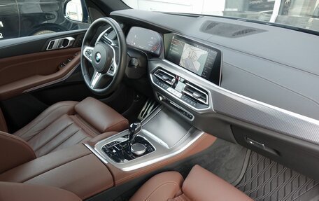 BMW X5, 2021 год, 8 990 000 рублей, 2 фотография