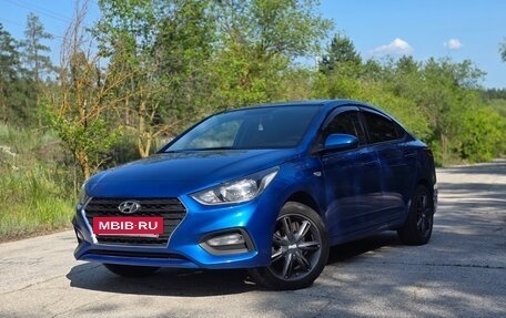 Hyundai Solaris II рестайлинг, 2018 год, 1 350 000 рублей, 2 фотография