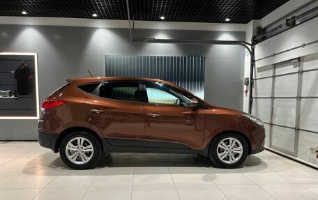 Hyundai ix35 I рестайлинг, 2013 год, 1 340 000 рублей, 4 фотография