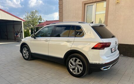 Volkswagen Tiguan II, 2021 год, 3 550 000 рублей, 7 фотография