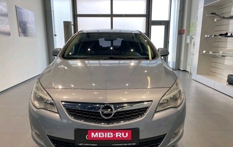 Opel Astra J, 2012 год, 690 000 рублей, 2 фотография