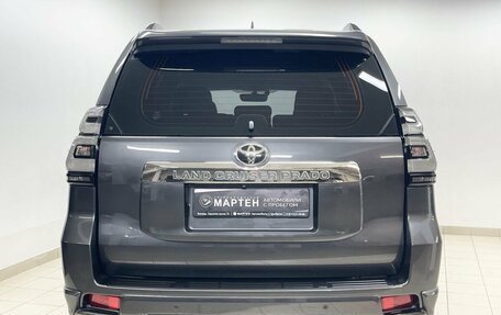 Toyota Land Cruiser Prado 150 рестайлинг 2, 2018 год, 4 636 000 рублей, 5 фотография