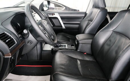 Toyota Land Cruiser Prado 150 рестайлинг 2, 2018 год, 5 039 000 рублей, 6 фотография
