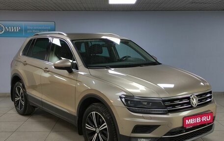 Volkswagen Tiguan II, 2018 год, 2 433 000 рублей, 3 фотография