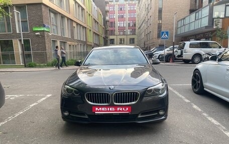 BMW 5 серия, 2016 год, 2 300 000 рублей, 2 фотография