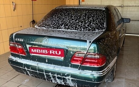Mercedes-Benz E-Класс, 1998 год, 1 200 000 рублей, 3 фотография