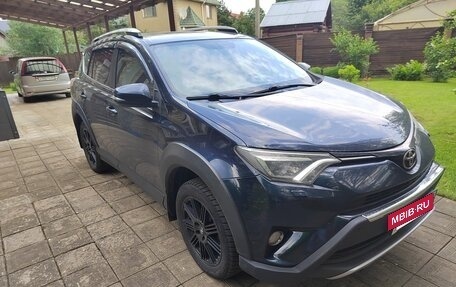Toyota RAV4, 2018 год, 3 000 000 рублей, 3 фотография