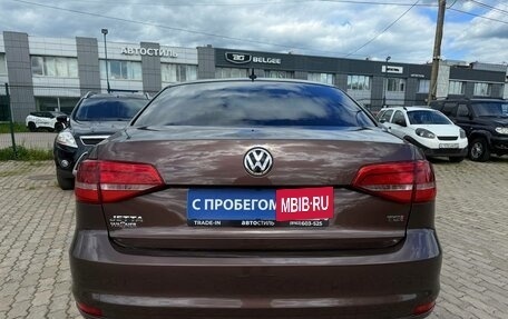 Volkswagen Jetta VI, 2015 год, 985 000 рублей, 5 фотография