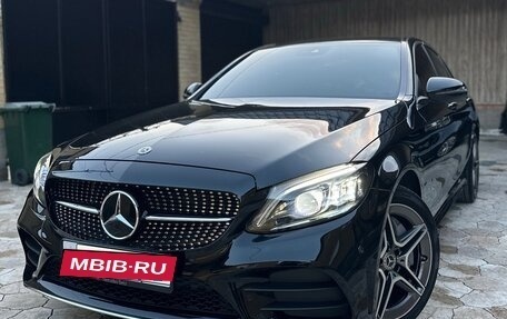 Mercedes-Benz C-Класс, 2019 год, 3 350 000 рублей, 4 фотография