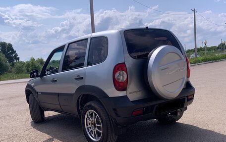 Chevrolet Niva I рестайлинг, 2015 год, 650 000 рублей, 7 фотография