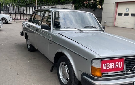 Volvo 240 Series, 1979 год, 350 000 рублей, 9 фотография