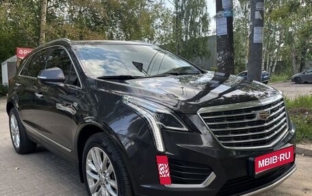 Cadillac XT5 I рестайлинг, 2018 год, 3 200 000 рублей, 1 фотография