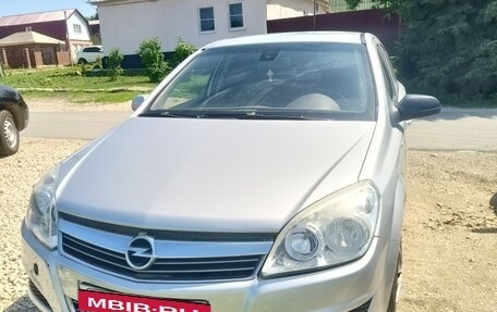 Opel Astra H, 2011 год, 620 000 рублей, 2 фотография